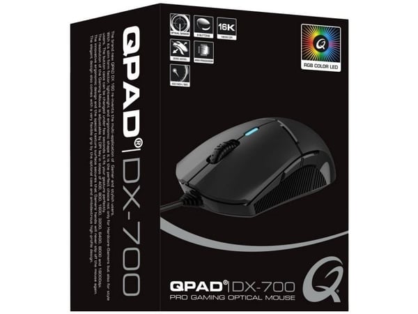 QPAD DX700, Molempikätinen, Vaakasuuntainen muotoilu, Optinen, USB A-tyyppi, 16000 DPI, Musta