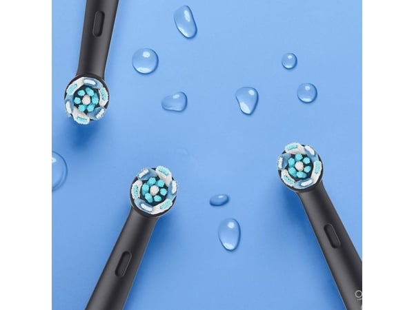 Oral-B iO 4210201363026, Voksen, Roterende Tannbørste, Daglig stell, Grundig rens, Gum omsorg, Sensitiv / Myk, Whitening, Svart, Svart, Rund