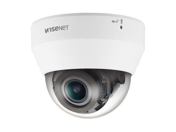 Hanwha Vision WiseNet Q QND-7082R - Nettverksovervåkingskamera - kuppel - farge (Dag og natt) - 4 MP - 2560 x 1440 - motorisert - lyd - sammensatt ...
