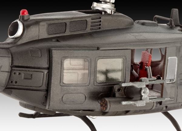 REVELL Bell UH-1H Gunshi p
