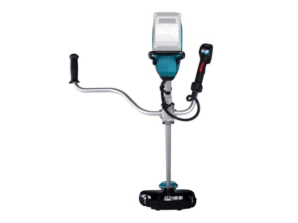 Makita XGT UR002GZ01 - Krattkutter - trådløs - 40 V - 550 W - uten batteri, ingen lader - 3500/5300/6500 rpm - 230 mm - 4.6 kg - SOLO