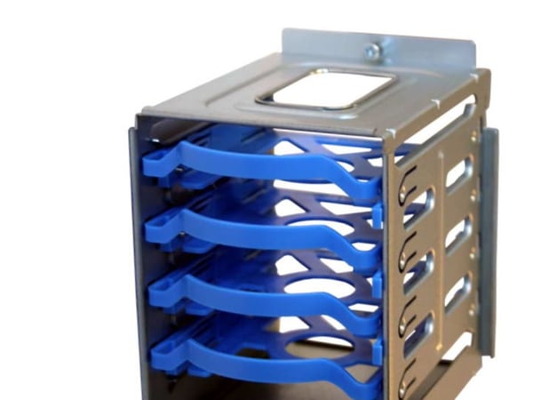 SuperMicro-kehys 4:lle 2,5 tuuman kiintolevylle/SSD-asemalle(MCP-220-73201-0N)