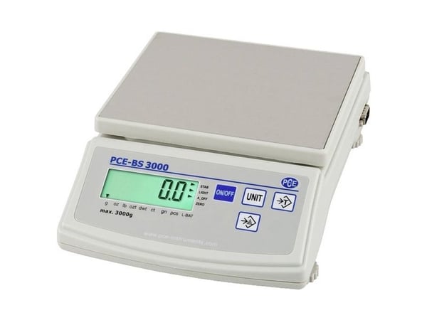 PCE Instruments -laskuri, punnitusalue 3000 g, paristokäyttöinen
