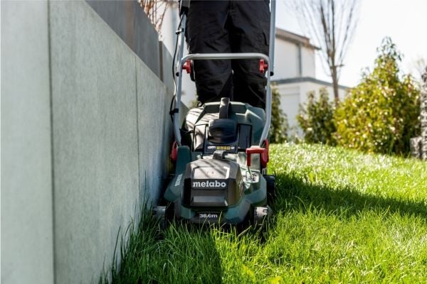 Metabo RM 36-18 LTX BL 36 - Gressklipper - trådløs - 18 V - uten batteri, ingen lader - 4000 rpm - 36 cm - 12.6 kg - SOLO