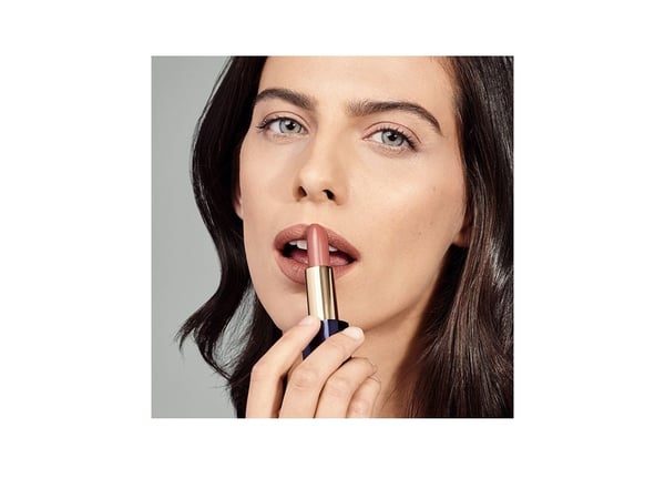 Estee Lauder ESTEE LAUDER_Pure Color Envy Matte Lipstick matowa pomadka do ust 551 Impressionable 3,5g