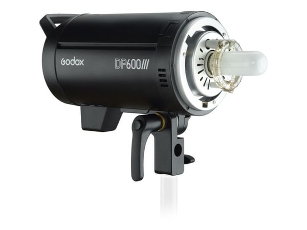 Godox DP600III, 230 V, 60 Hz, 2,69 kg, LCD