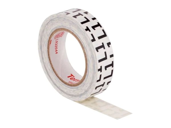 3MTM TemflexTM 1700P L1. Vaiheen merkintäteippi L1, 15 mm x 10 m. Musta teippi valkoisella kirjoituksella - (10 kpl)
