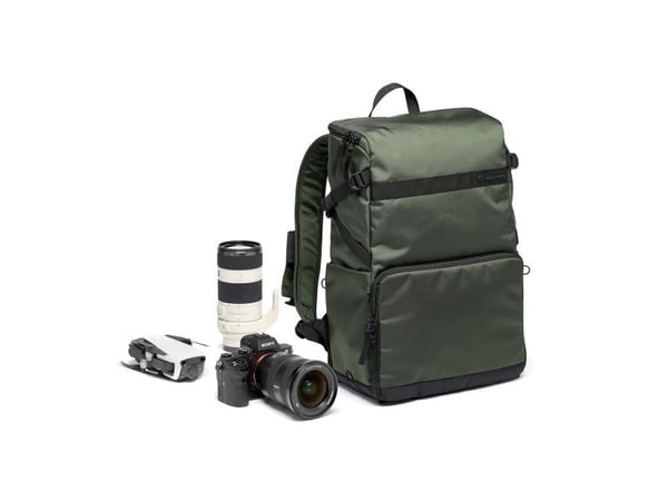 Manfrotto Street Slim - Ryggsekk for digitalbildekamera med linser / notebook / tripod - syntetisk tøy, high-density EVA foam - mørk grønn - contem...