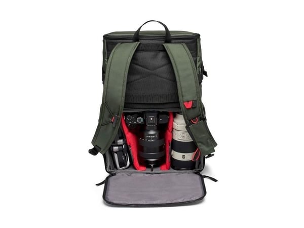 Manfrotto Street Slim - Ryggsekk for digitalbildekamera med linser / notebook / tripod - syntetisk tøy, high-density EVA foam - mørk grønn - contem...