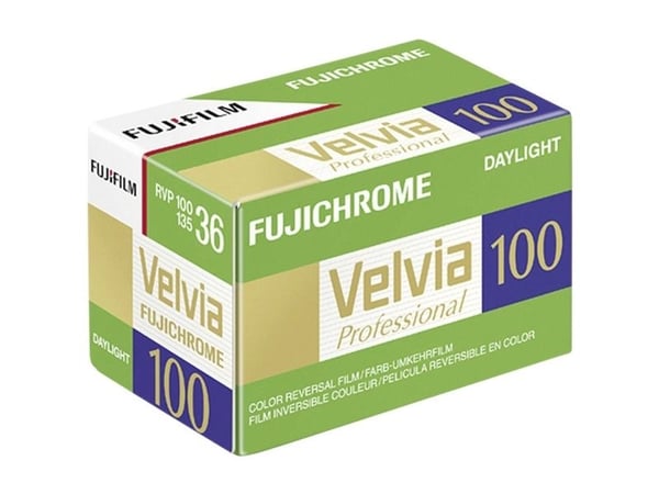 Fujifilm Fujichrome Velvia 100 Professional [RVP100] - Fargefilmbånd - 135 (35 mm) - ISO 100 - 36 eksponeringer