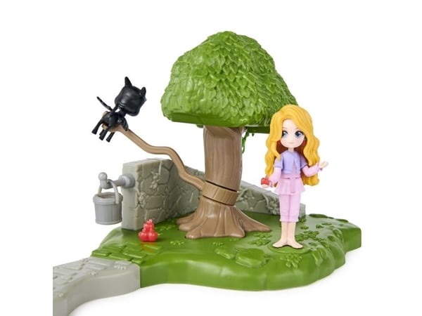 Wizarding World Care of Magical Creatures playset