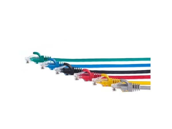 Netrack - Koblingskabel - RJ-45 (hann) til RJ-45 (hann) - UTP - CAT 5e - formstøpt, uten hindringer - svart