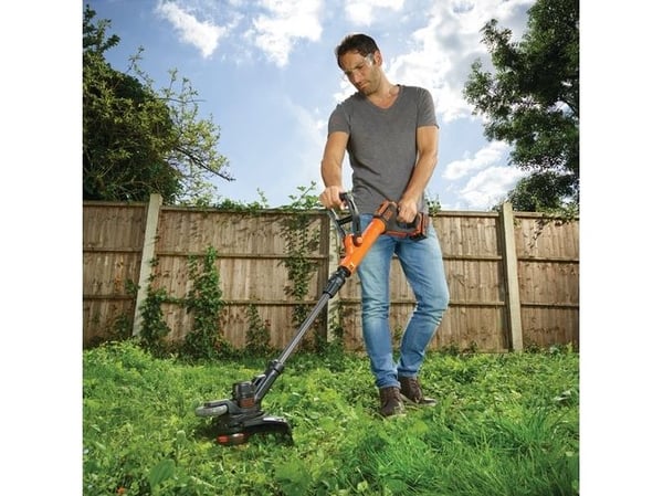 Black & Decker POWERCOMMAND - Gressstusser - trådløs - 18 V - 4 Ah