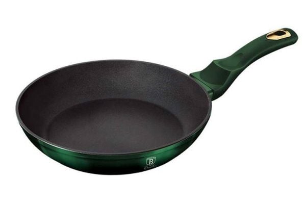 Berlinger Haus A set of pots METALLIC EMERALD LINE BH-6066 Induction