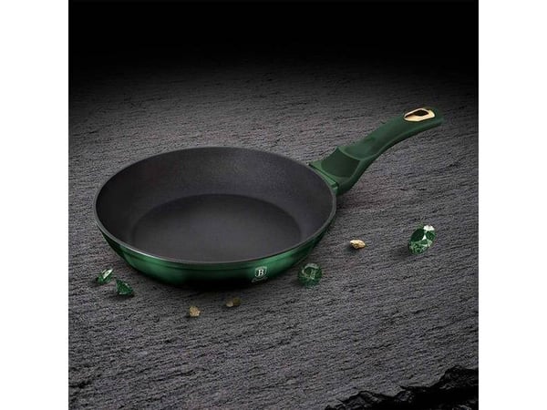 Berlinger Haus A set of pots METALLIC EMERALD LINE BH-6066 Induction