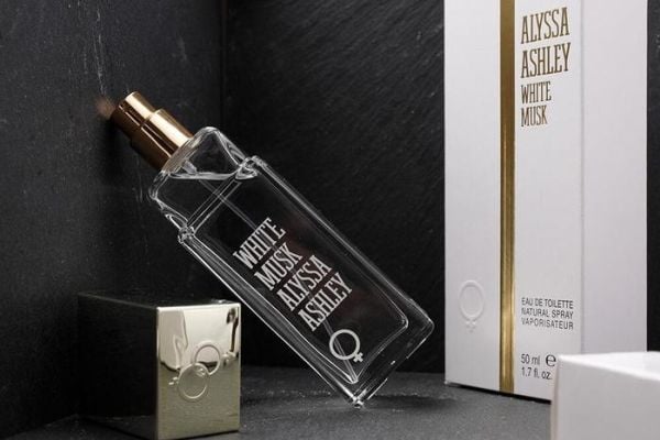 Alyssa Ashley White Musk, Kvinna, 50 ml, Dragon, Spray, 1 styck