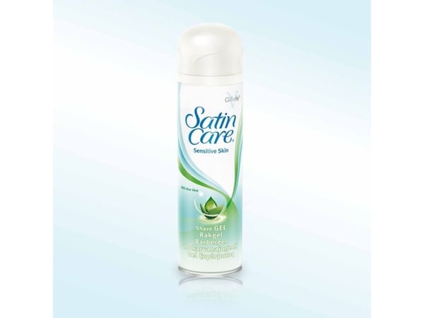 Gillette Satin Care Sensitive Skin, Barber Gel, Kvinner, Sensitiv Hud, 200 ml, Water/EAU, Glycerin, Palmitic Acid, Triethanolamine, Stearic Acid, I...