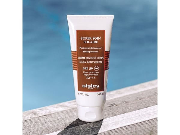 SISLEY Super Soin Solaire Youth Protector Silky Body Cream SPF30 200 ml