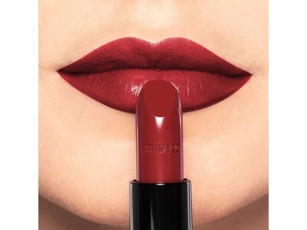 Artdeco Perfect Color Lipstick 806 Artdeco Red A Vibrant Lipstick For A Perfect Finish