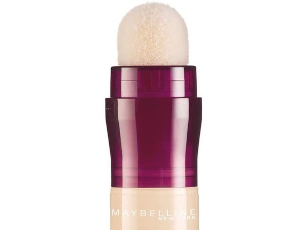 Maybelline Instant Age Rewind Eraser concealer for mørke ringer 04 Honey 6 ml