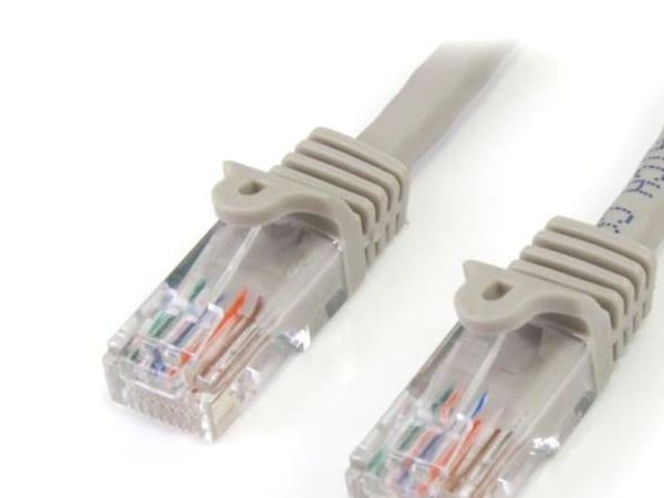 StarTech.com 3m Gray Cat5e / Cat 5 Snagless Patch Cable - Patchkabel - RJ-45 (han) til RJ-45 (han) - 3 m - UTP - CAT 5e - formet, knastfri - grå