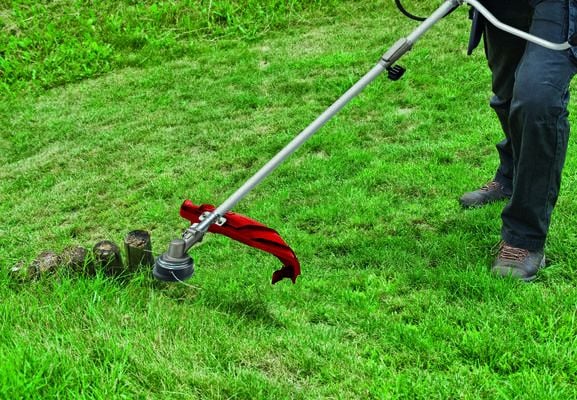 Einhell 3436560, Siimatrimmeri, 42 cm, Terä ja nailonsiima, U-tyyppinen kahva, 2,4 mm, 7500 RPM