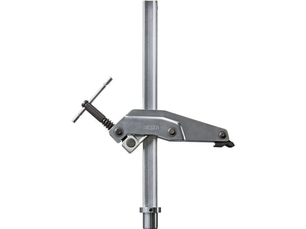 BESSEY TW28GRS30-12, Terästä