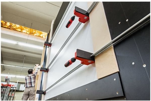 BESSEY KREV100-2K, Terästä