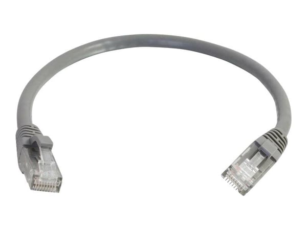 C2G Cat5e Booted Unshielded (UTP) Network Patch Cable - Koblingskabel - RJ-45 (hann) til RJ-45 (hann) - 5 m - UTP - CAT 5e - formstøpt, uten hindri...