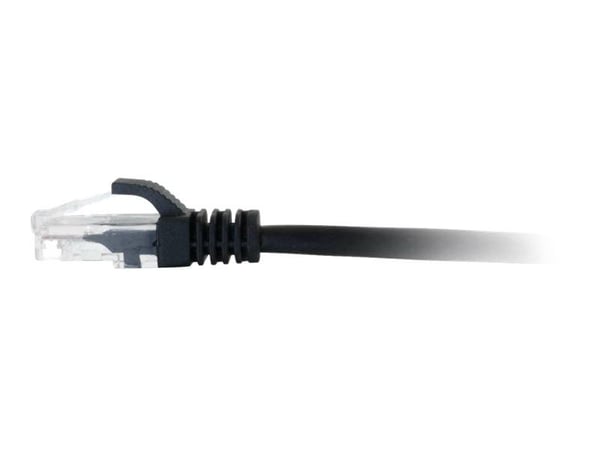C2G Cat6 Booted Unshielded (UTP) Network Patch Cable - Koblingskabel - RJ-45 (hann) til RJ-45 (hann) - 5 m - UTP - CAT 6 - formstøpt, uten hindring...