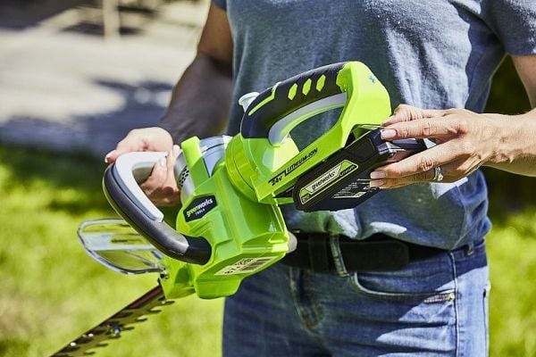 Greenworks G24HT57, Batteri, 3,12 kg