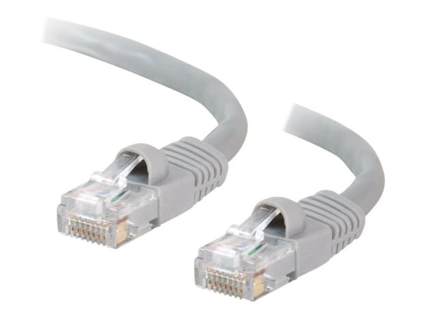 C2G Cat5e Booted Unshielded (UTP) Network Patch Cable - Koblingskabel - RJ-45 (hann) til RJ-45 (hann) - 5 m - UTP - CAT 5e - formstøpt, uten hindri...