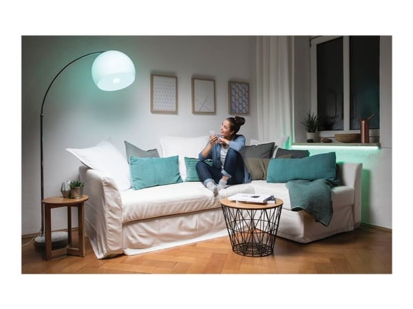 OSRAM STAR - LED-lyspære - form: A60 - mattslipt finish - E27 - 9.7 W (ekvivalent 60 W) - klasse G - varmt hvitt lys - 2700 K