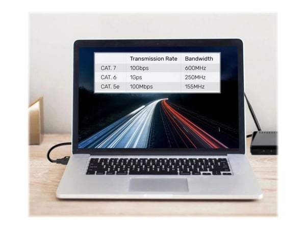 Unitek - Koblingskabel - RJ-45 (hann) til RJ-45 (hann) - 6.8 mm - skjermet, beskyttet tvunnet parkabel (STTP) - CAT 7 - uten hindringer - svart
