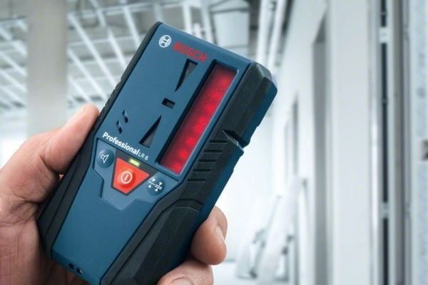 Bosch lasermottagare LR 6 Professional (blå/svart, för kombi- och linjelasrar GCL 2-50 C / GLL 3-80 / GLL 3-80 C)