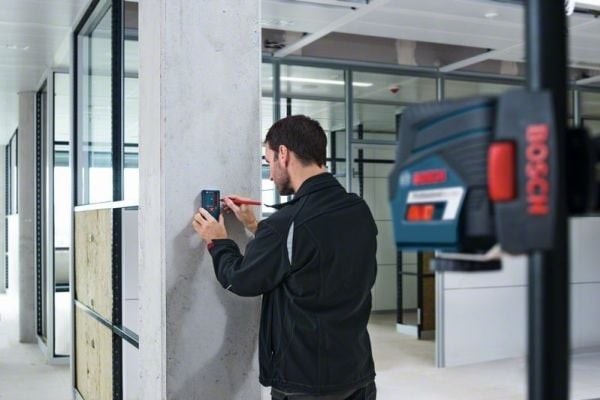 Bosch lasermottagare LR 6 Professional (blå/svart, för kombi- och linjelasrar GCL 2-50 C / GLL 3-80 / GLL 3-80 C)