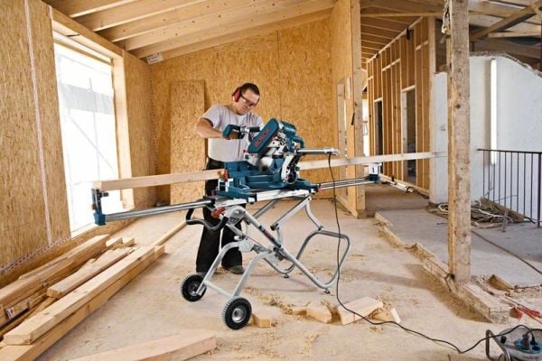 Bosch SAVBORD GTA 2500 W MOBILT