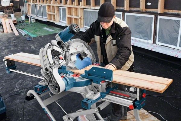 Bosch GCM 12 GDL Professional Skydekomponent-geringsav 2000W