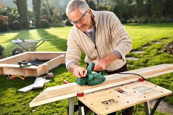 Bosch PHO 1500 - Høvelmaskin - 550 W - 82 mm