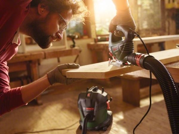 Bosch STØVSUGER UNIVERSAL VAC 15
