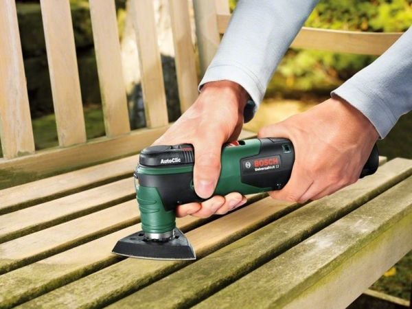 Bosch AKKUMULTIVÆRKTØJSÆT UNIVERSALMULTI 12