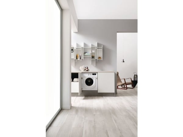 Whirlpool BI WMWG 71483E EU N, Frontlast, 7 kg, B, 72 dB, 1400 rpm, D