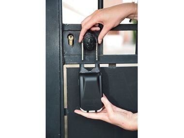 MASTER LOCK 5420EURD, Bærbar safe, Grå, Kombinasjonslås, Metall, Nøkkel, 72 mm
