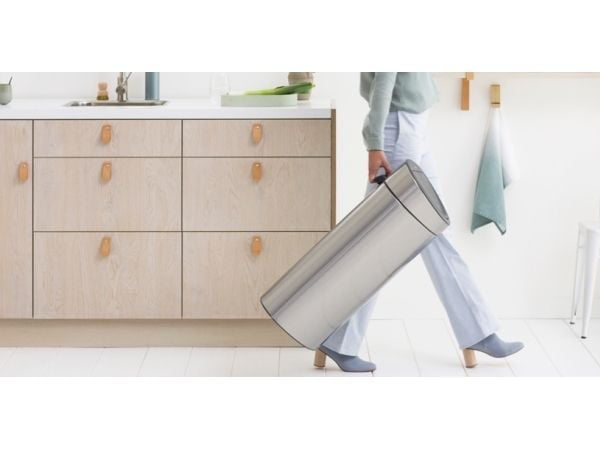 Brabantia Touch Bin - Søppelbøtte - flipp-lokk - 33 L - håndtak - avfallssortering - rustfritt stål, plast - mattstål