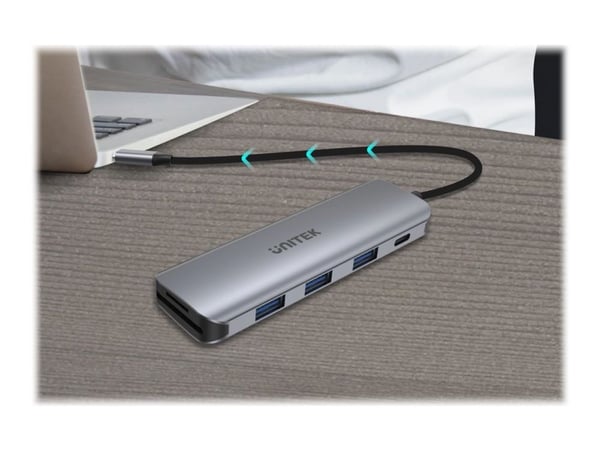 Unitek uHUB P5+ H1107C - Hub - 3 x USB 3.1 Gen 1 + 1 x USB-C 3.1 Gen 1 - stasjonær