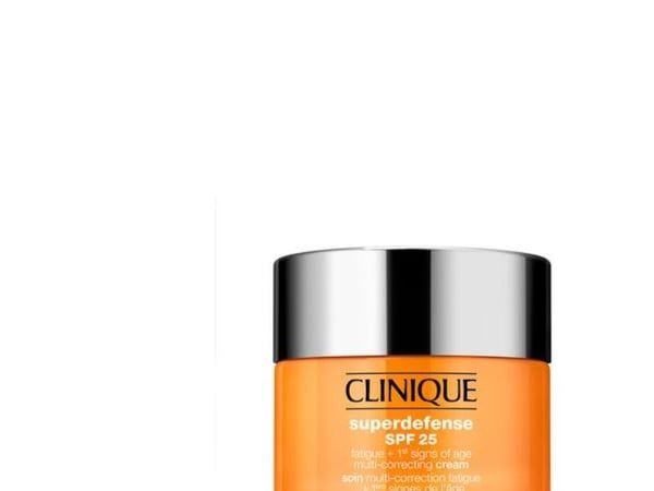 Clinique Superdefense Fatigue + 1st Signs Of Age Multi-Correcting Cream SPF 25 30 ml