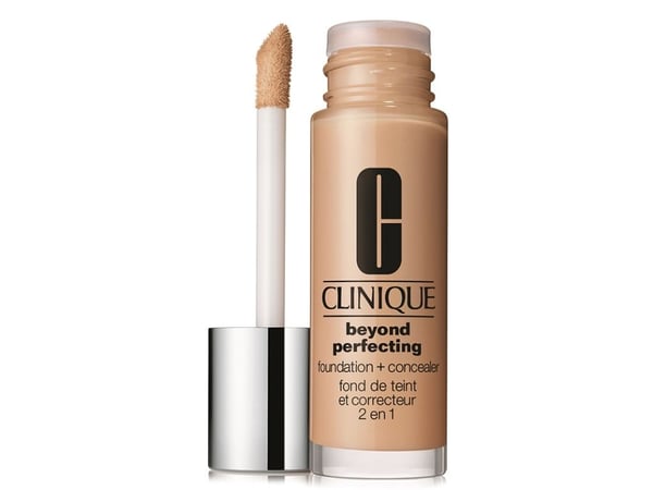Clinique Beyond Perfecting Foundation + Concealer (09 Neutral) 30 ml