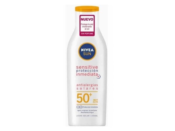 NIVEA 4005900613264, Aurinkomaito, Runko, 200 ml, Pullo, Suojaus, Kaikille ihotyypeille