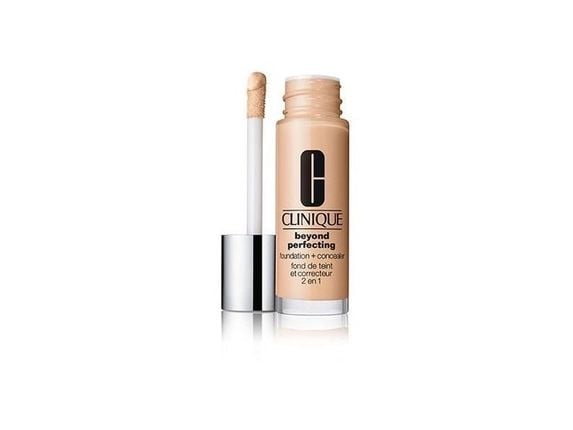Clinique Beyond Perfecting Foundation + Concealer CN 18 Cream Whip 30ml