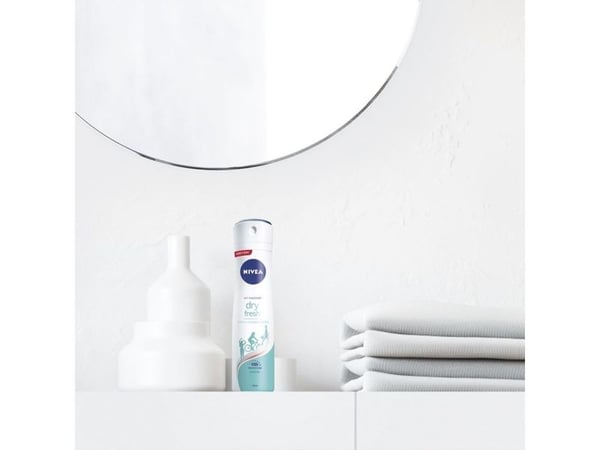 Nivea Dry Comfort Fresh Deodorant Spray 200ml